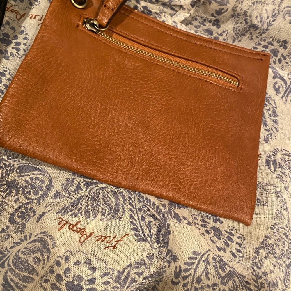 Free People Flat Rectangular Adjustable Purse, Mi… - image 2